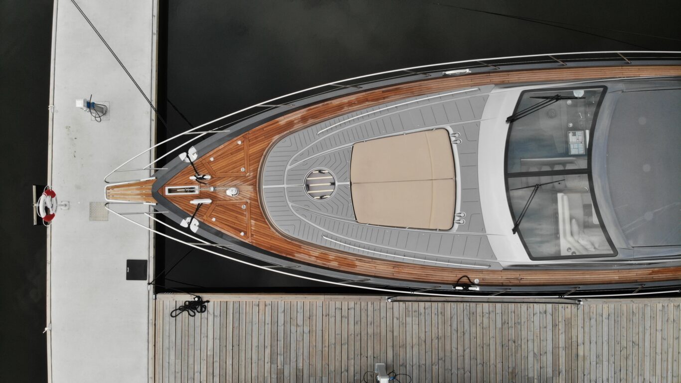 Vi S ljer Och Renoverar B tar Yachter Vi S ljer Och Renoverar B tar Yachter